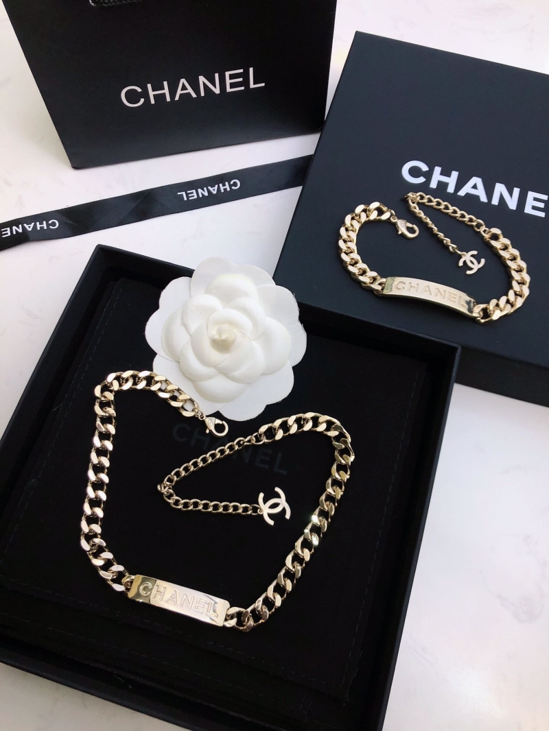 Chanel Necklaces